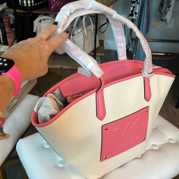 NWT Michael Kors Kimber Tea Rose Tote - Picture 1 of 3